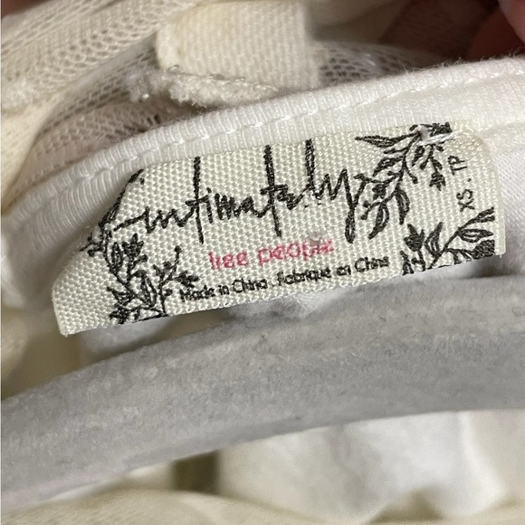 Free People Twice The Fun Bodysuit Cream Size XS - Picture 2 of 14